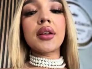 Amateur teen porsha solo action