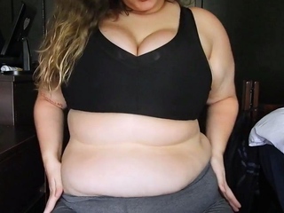 Amateur wild chick solo masturbation