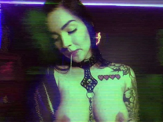 Goth Hottie Magxnumb Finds Pleasure After Crazy Hookup