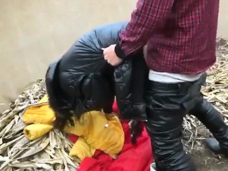 Chinese Creampie On A Garbage Dump...