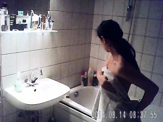 Asian Gal With Long Hair Gets Undressed And Bathes On Hidde...