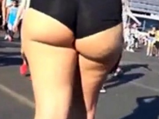 Sexy Curvy Ass...