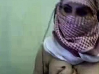 Palestine Arab Hijab Girl Show Her Big Boobs In Webcam...
