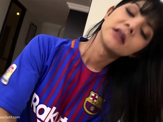 Manaw: Football Bareback Prostate Handjob