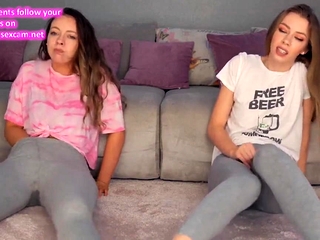 2 teen sluts webcam show