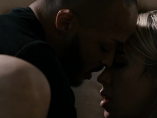 Shemale Aubrey Kate analed by her black neighbor
