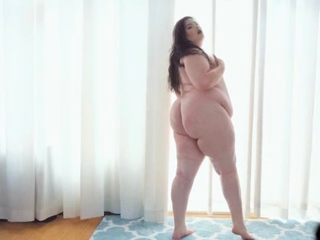 Big booty bbw tgirl twerking!