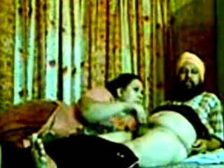 Punjabi Sikh With Aunty...