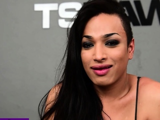 Group of strangers gaped shemales ass