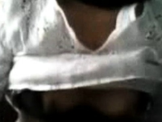 indonesia- ibu jilbab tudung depan webcam