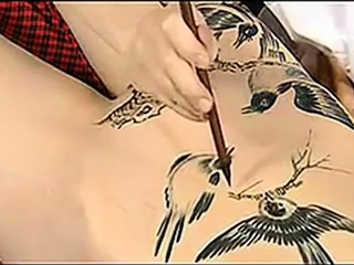 Chino Body Painting In Chine...
