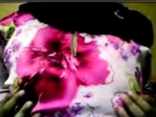 malay- tudung baju kurung depan webcam