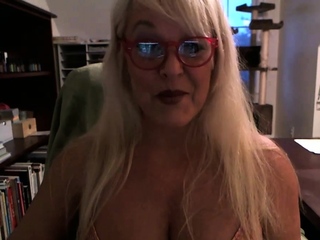 Big boob brute masturbates on webcam