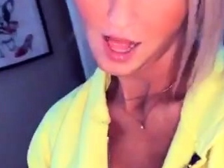 Amateur shemale tranny slammed in the ass