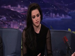Right here is Kristen Stewart wanting rattling sizzling and displaying off