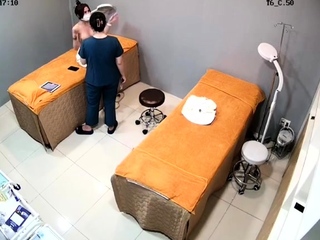 Amateurs Caught On Hidden Cam