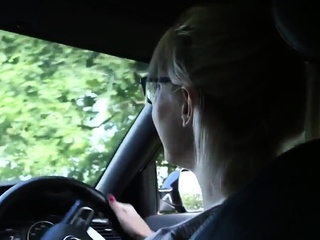 Voyeur babe teases BF out of doors by automobile