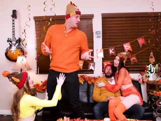 Stepdaughters saved their Thanksgiving Day