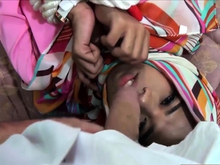 Muslim ladyboy mouthfucked