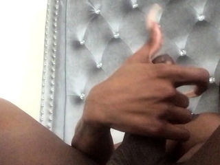 Cock hungry Amber Rayne squats and eats big juicy black wang