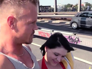 Squirty slut fucked outdoor by sex date