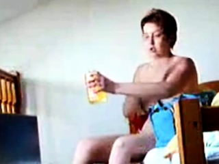 O yes, I saw stepmom’s hairy cunt