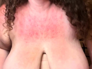 Big boob brunette masturbates on webcam