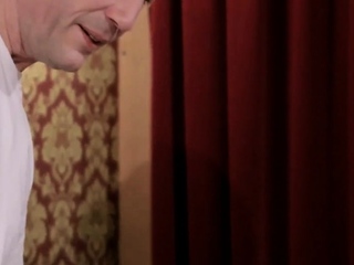 Oiled blonde Mara Para having a sex massage