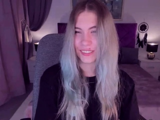 Blonde amateur Ukrainian teen SimaDark on webcam