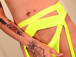 BOBSTGIRLS   The Vibrant Vanessa