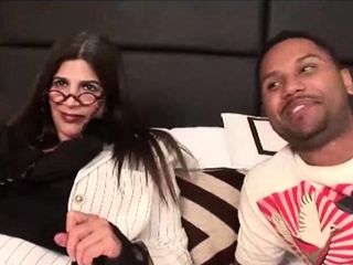 Mrs Robinson 512X288 All