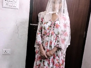 Beautiful Indian Desi Housewife Seducing Husband Desire