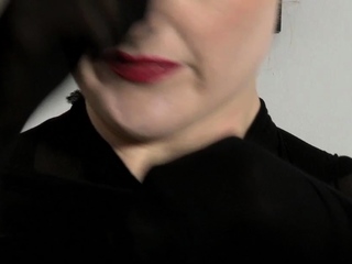 StripCamFun Blonde Amateur MILF Webcam for You