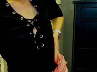 German amateur blonde MILF LUXvanessa with glasses on webcam