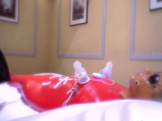 Amateur super hot brunette masturbating 1 mp4
