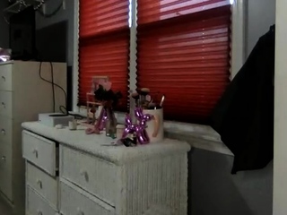 Hot teen lauryn may solo toying