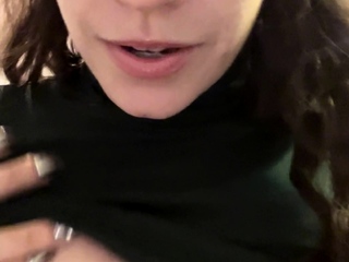 Amateur webcam babe dildo masturbation