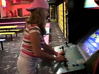 Little April solo in public