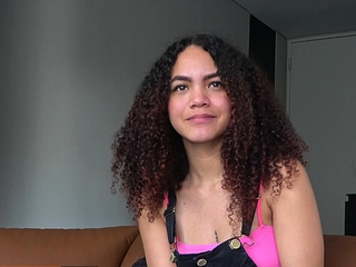 Young latina MILF throat gag on casting