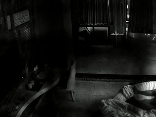 Horny fat arab housewife fingered on amateur hidden cam