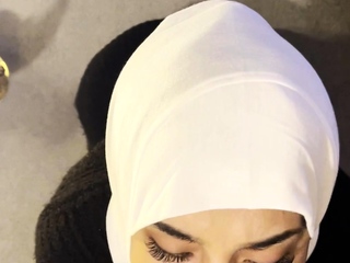 Amateur Asian Deepthroat Blowjob