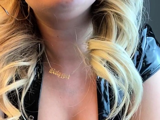 amateur his tall blonde fetish masturbating on live webcam