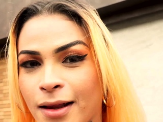 Bigass TS babe get buttdrilled by lover