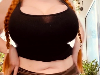 Close up amateur masturbating solo