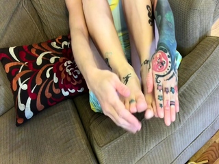 Cute amateur webcam teen girl toying pussy on webcam