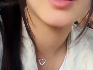 Brunette amateur webcam babe pleases pussy