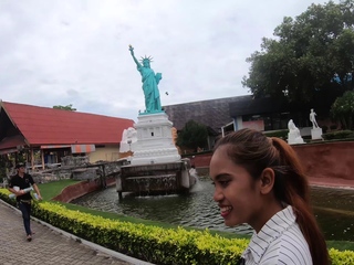Thai girlfriend day out and sex at home