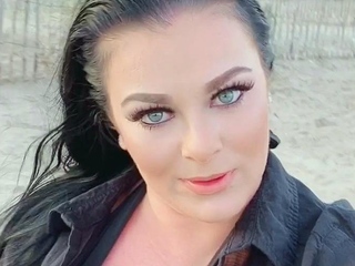 Wild Girl Brunette Solo Masturbation