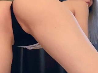 blonde lave her solo masturbate