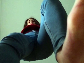 Brunette solo honey shows her masturbating skills